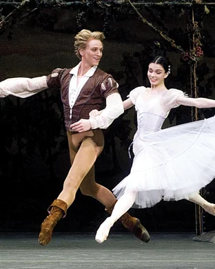World Ballet Company: Swan Lake with a LIVE orchestra